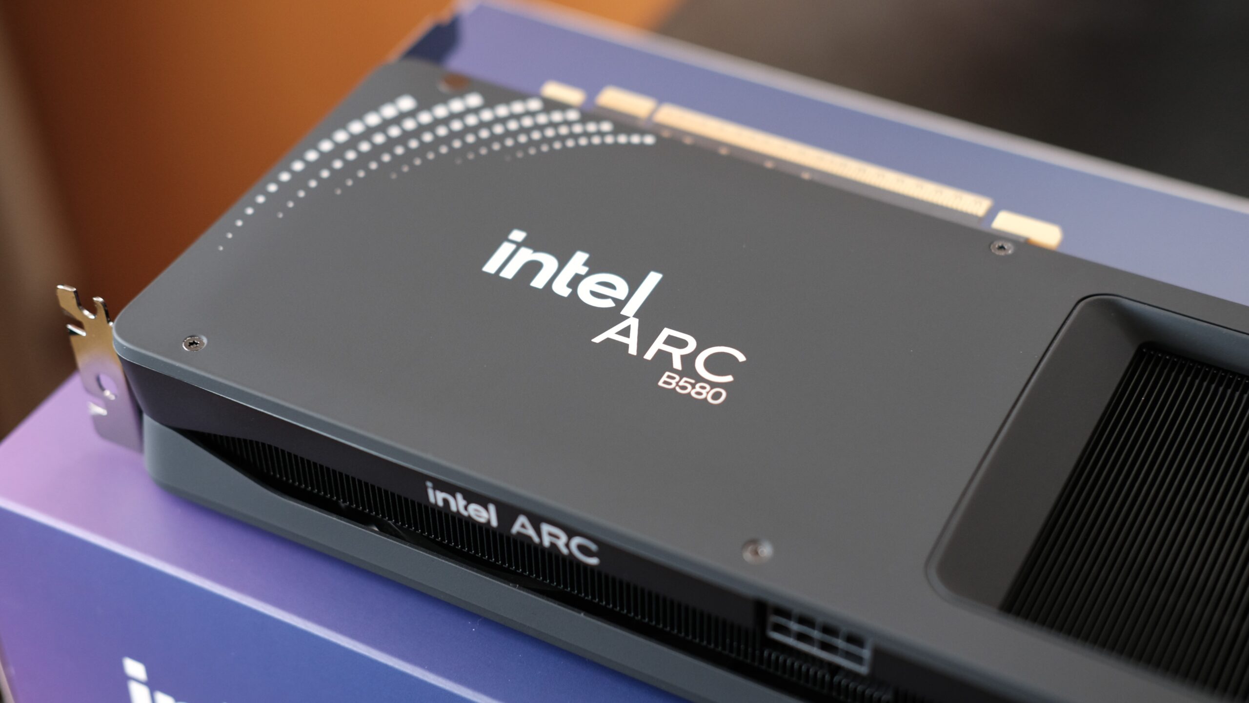 Стоит ли покупать Intel Arc B580: detail