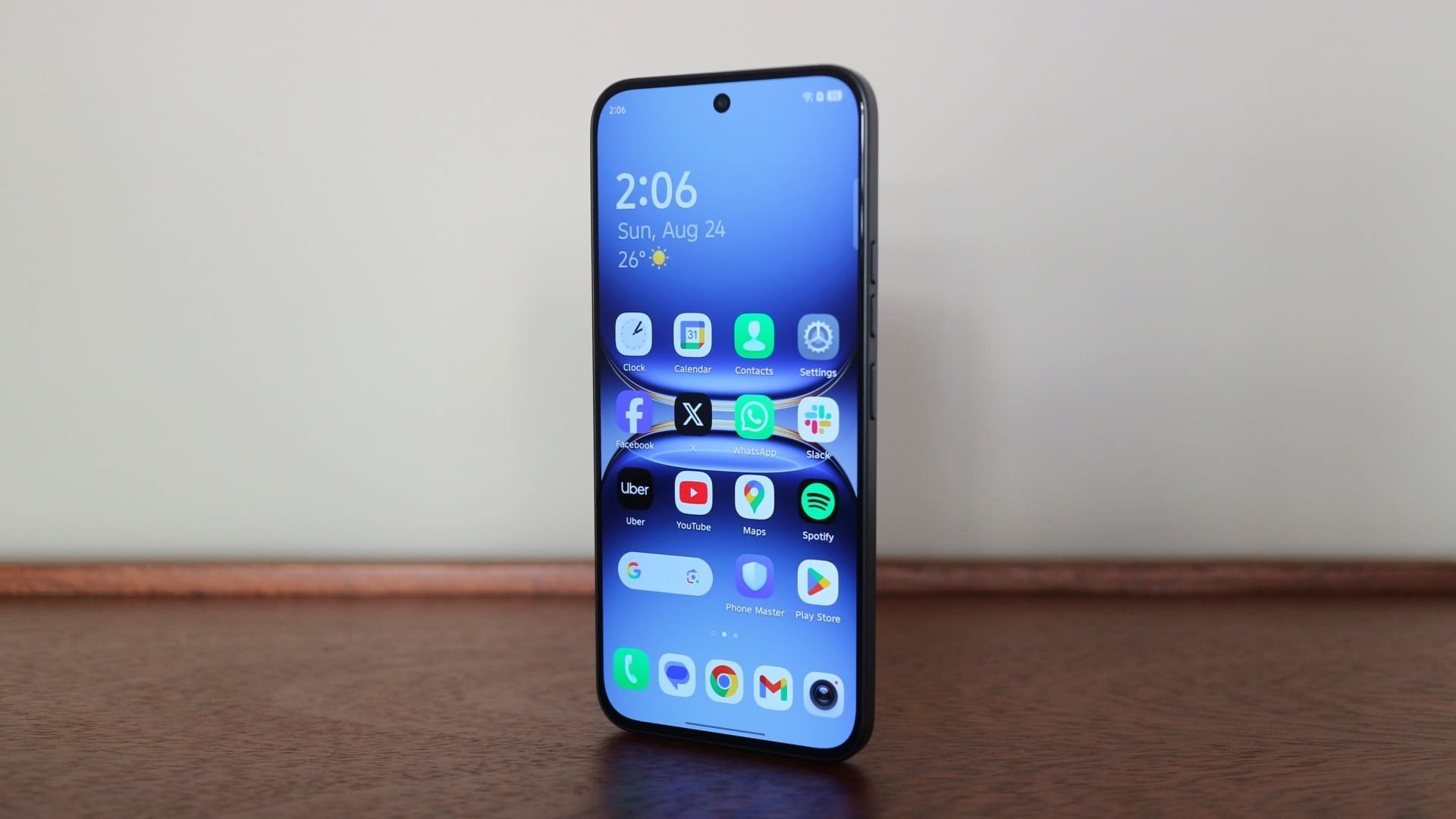 Стоит ли покупать Tecno Spark 40 Pro: front